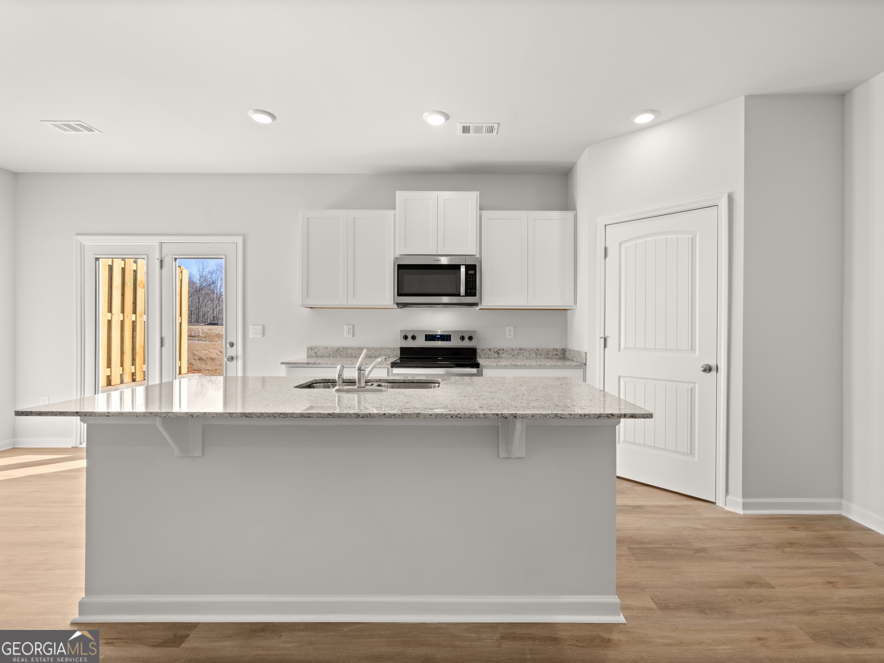 195 Deerbury DR