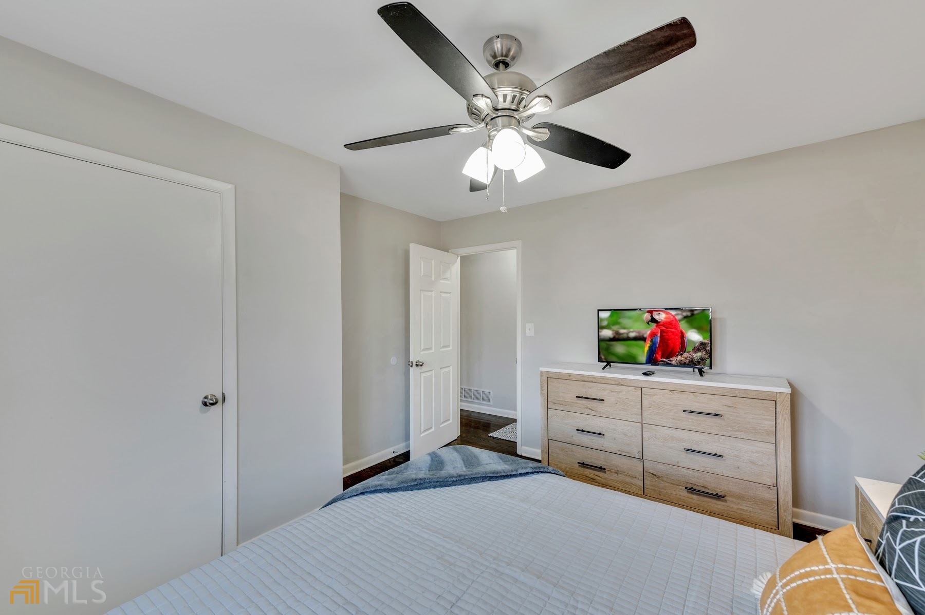 Addison Heights - Residential Lease