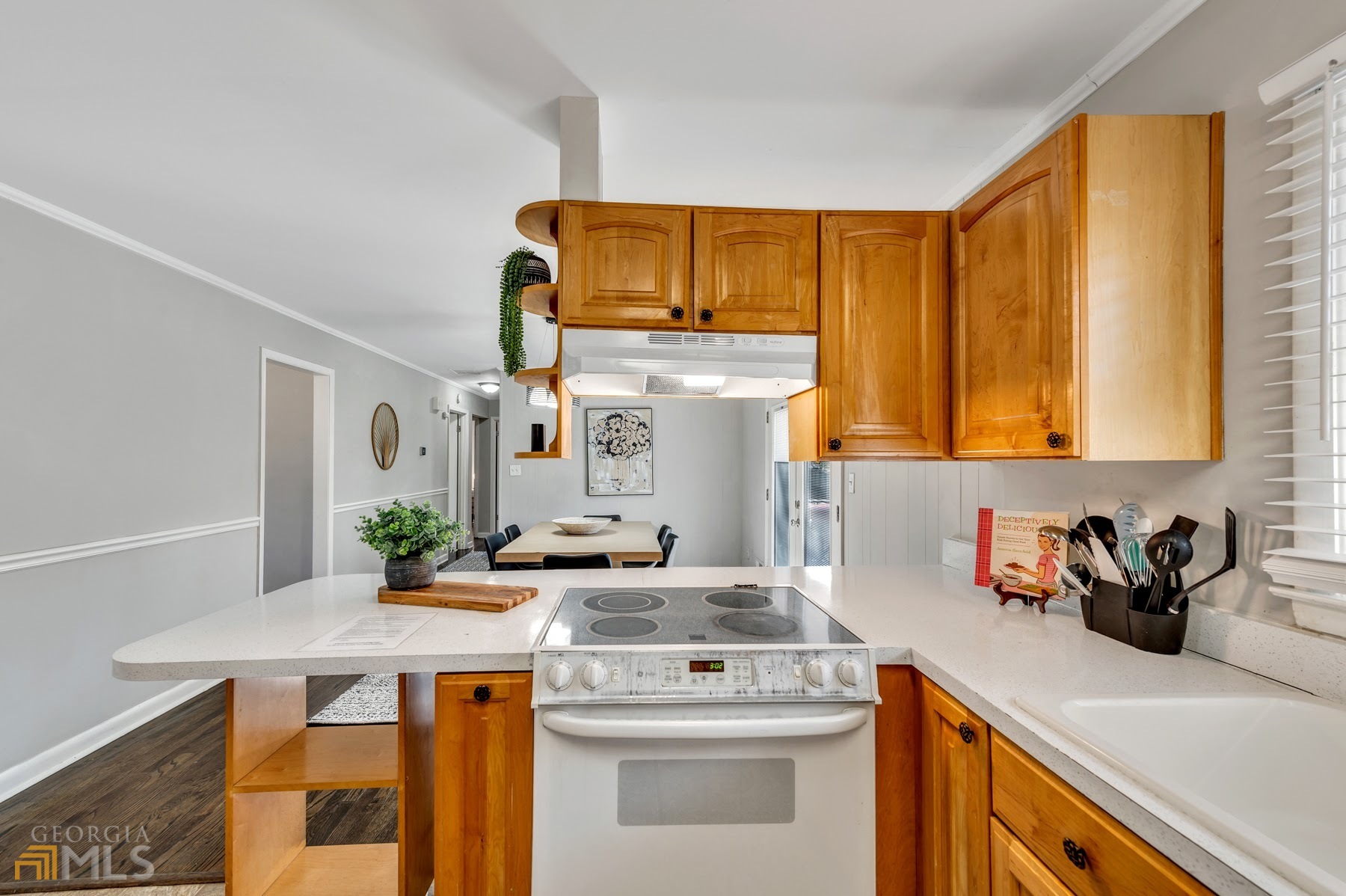 Addison Heights - Residential Lease