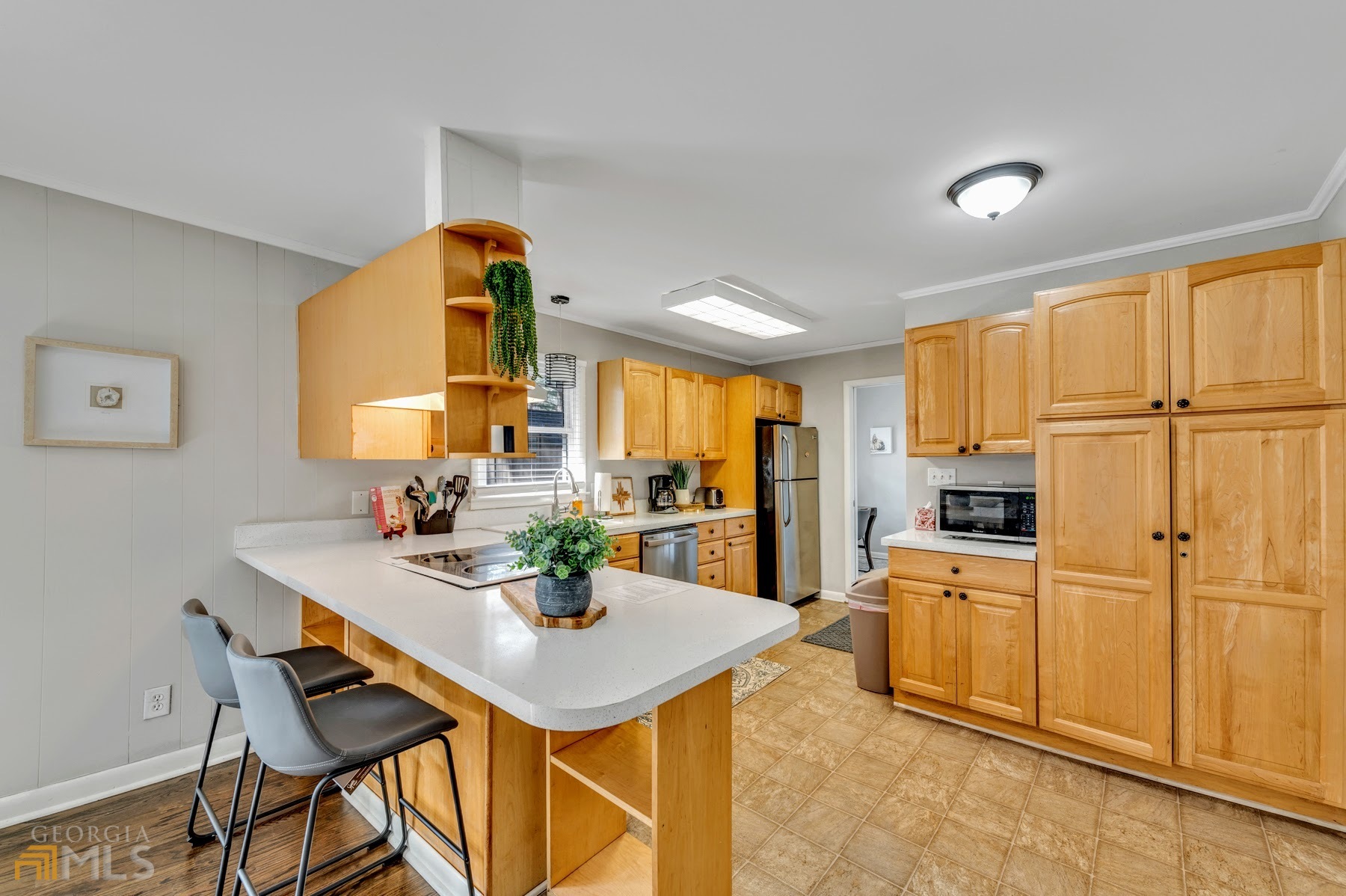 Addison Heights - Residential Lease