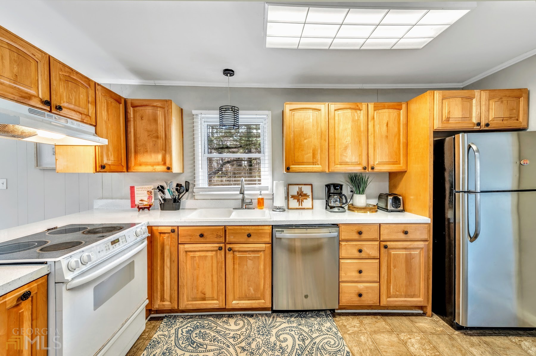 Addison Heights - Residential Lease