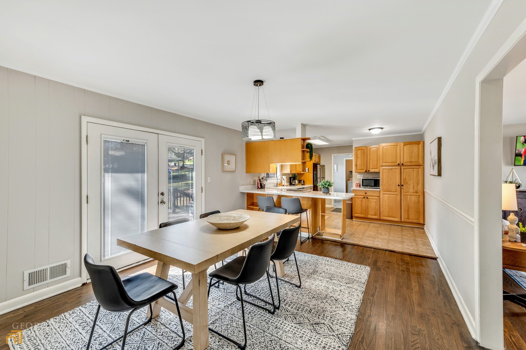 Addison Heights - Residential Lease