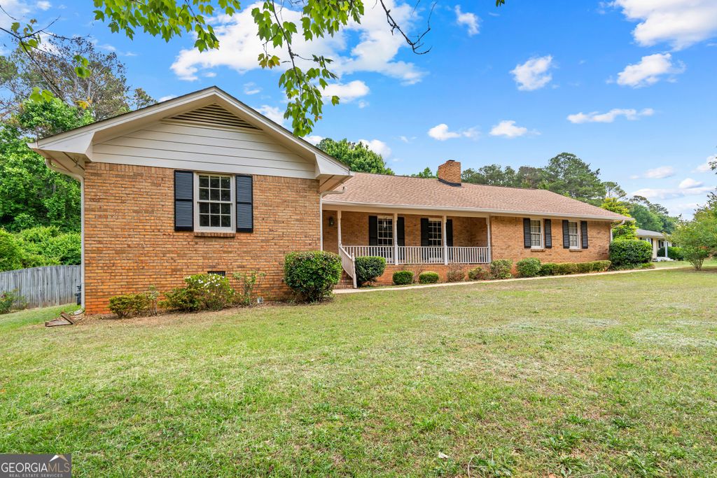 Photo of 210 Cedar Trail, Jonesboro, GA 30238 (MLS # 10771393)