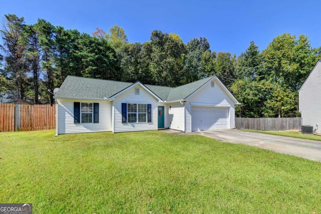 Photo of 5295 Hillcrest Glenn Drive, Sugar Hill, GA 30518 (MLS # 10873965)