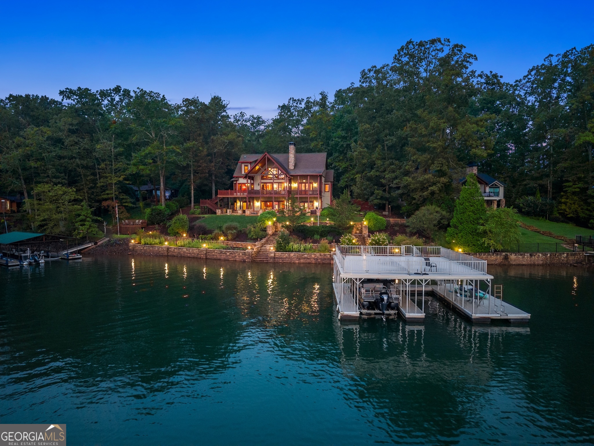 1585 Heathers Cove RD