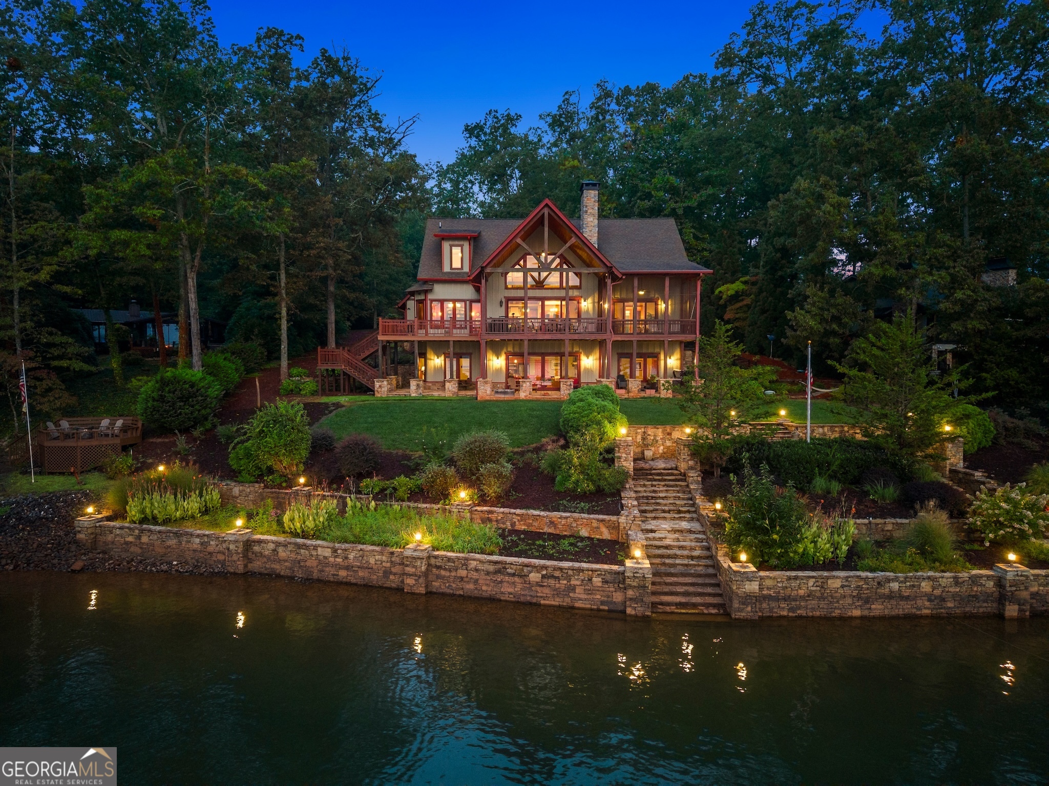 1585 Heathers Cove RD
