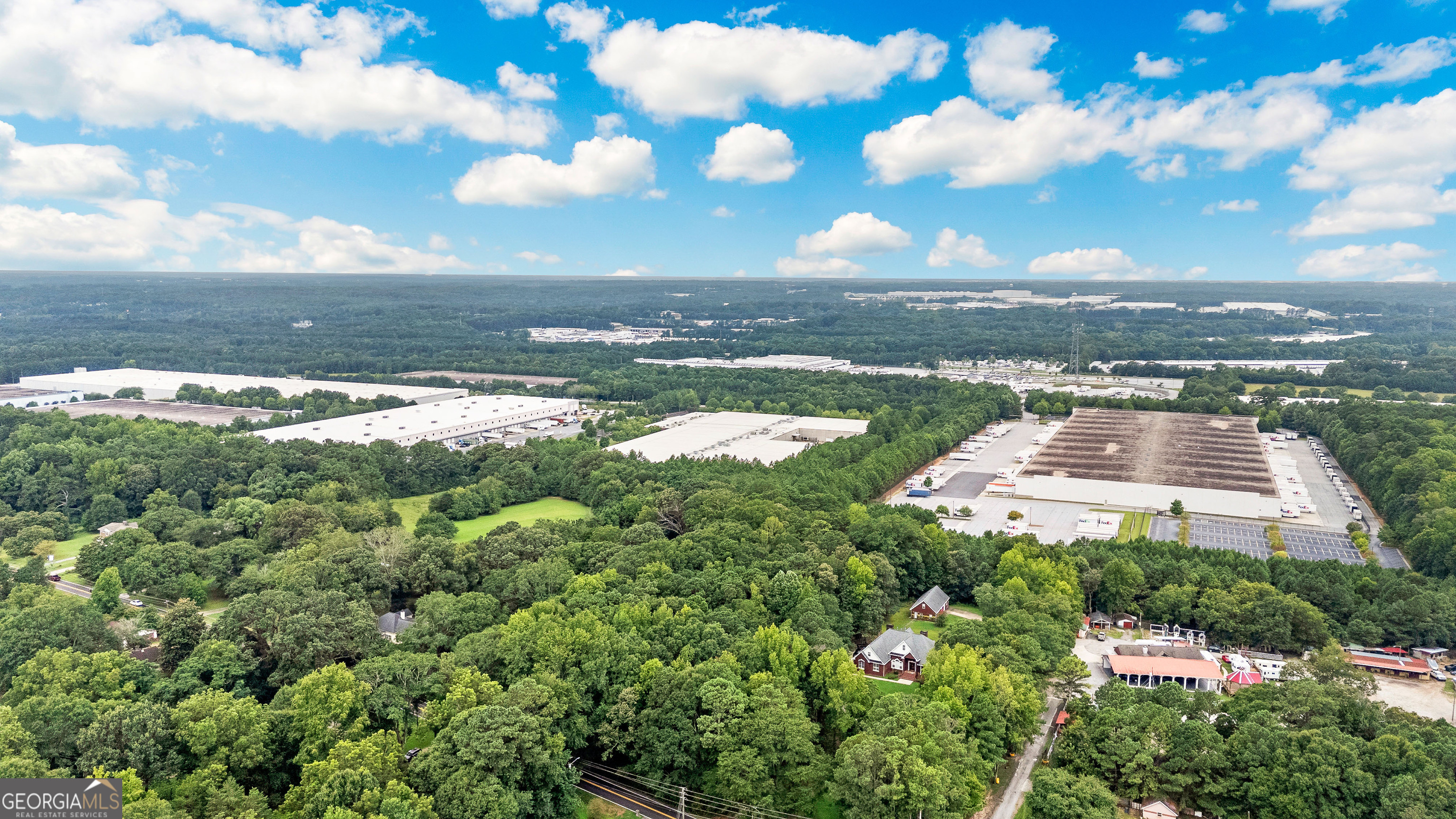 4637 Bouldercrest RD