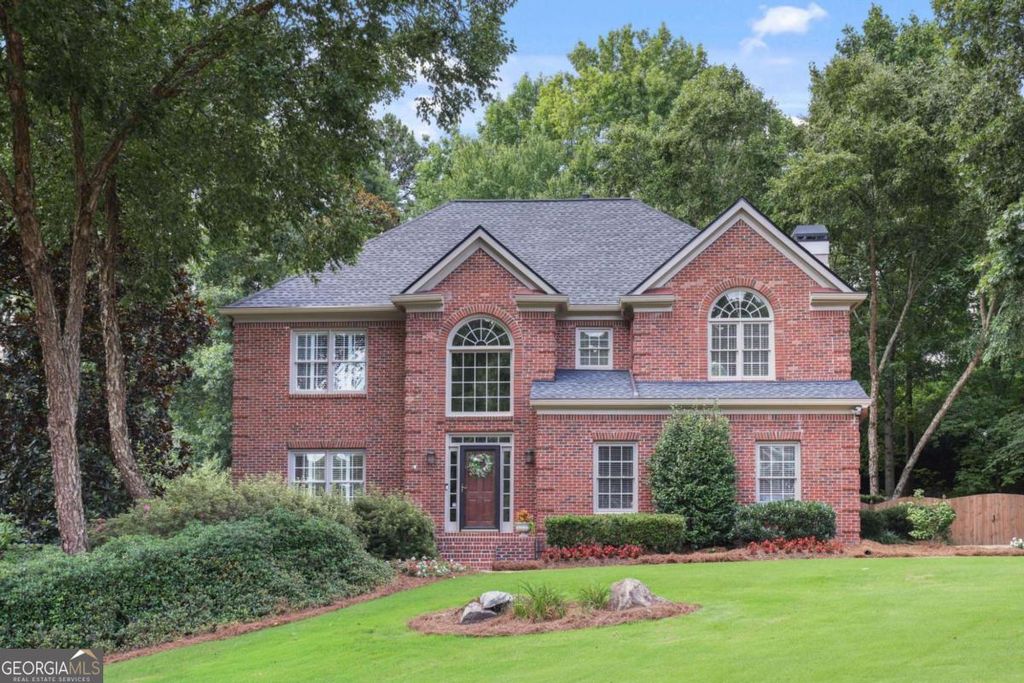 Photo of 1030 Knoll Terrace, Roswell, GA 30075 (MLS # 10809018)
