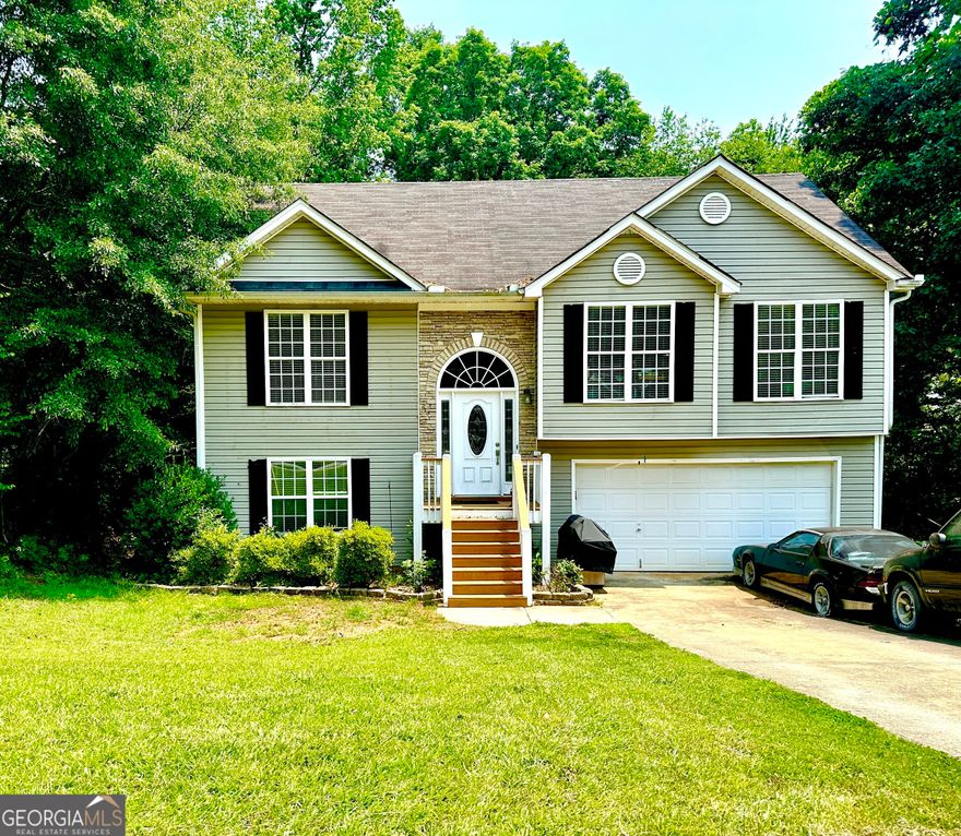 Priced to sell! 3-bedroom, 2.5-bath split level on a quiet cul-de-sac lot with No HOA. Bright and open floor plan with cathedral ceilings throughout. Located in a family-friendly neighborhood with views of the Apalachee River from the back deck. Location, Location, Location - Gwinnett County Parks, desirable Archer School District with tons of shopping and restaurants nearby. Homes in this neighborhood are selling fast - and this one is priced well below market value for a quick sale. Inspections welcome, but this home is being offered as-is for maximum value. Schedule your showing today before it's gone!