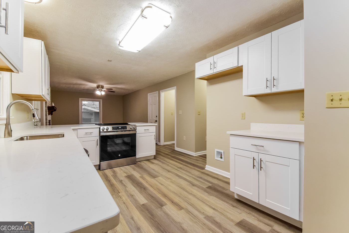 3119 Windfield CIR