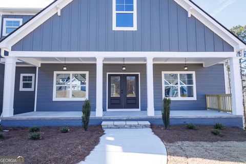 A home in Newnan