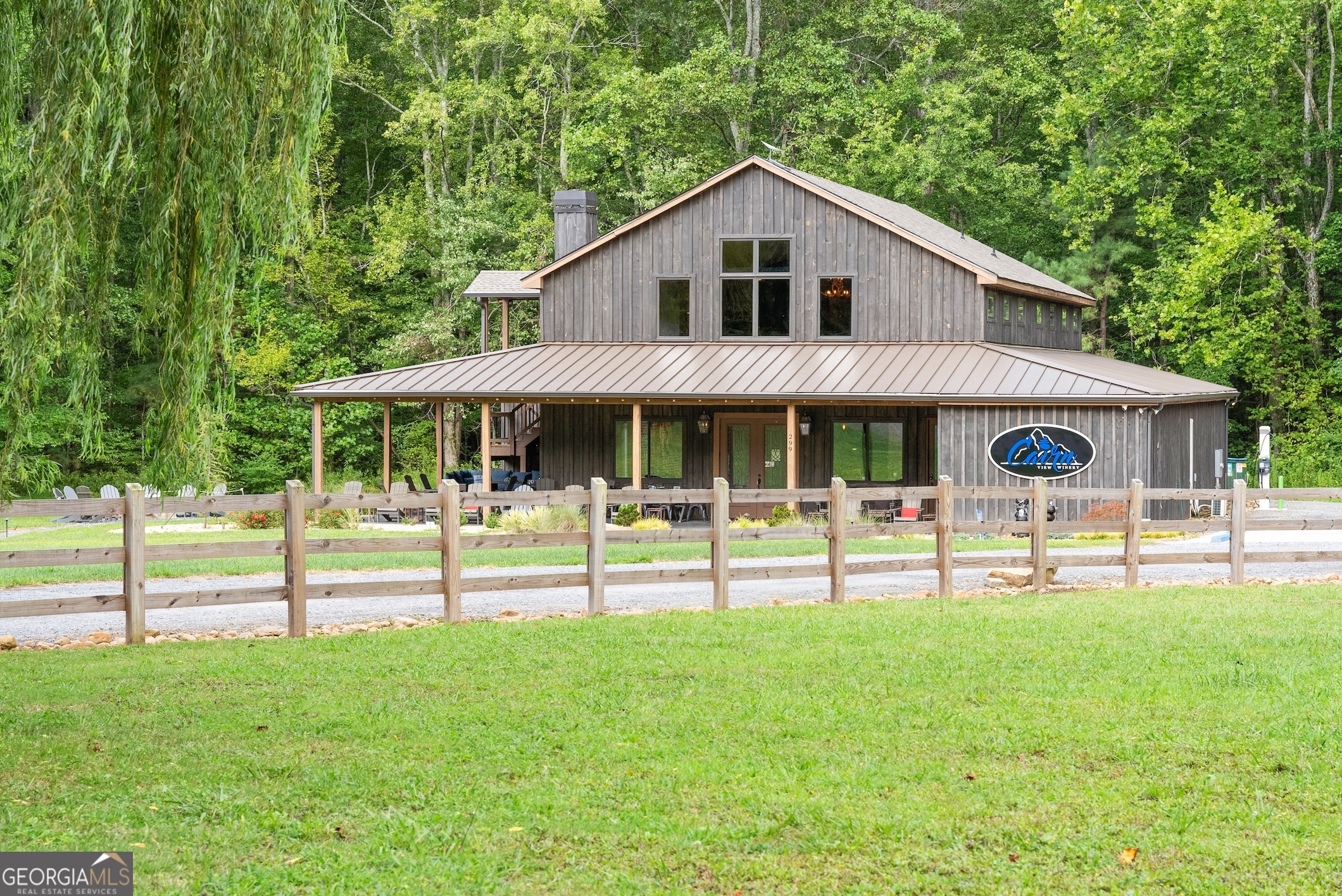 253 Happy Trails WAY