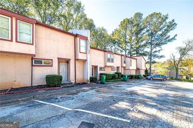 2030 Oak Park Lane