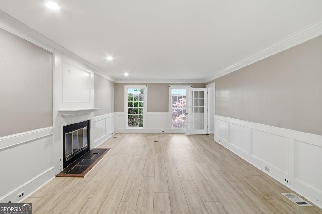 Photo of 4003 Oakview Court, Alpharetta, GA 30005 (MLS # 10771382)