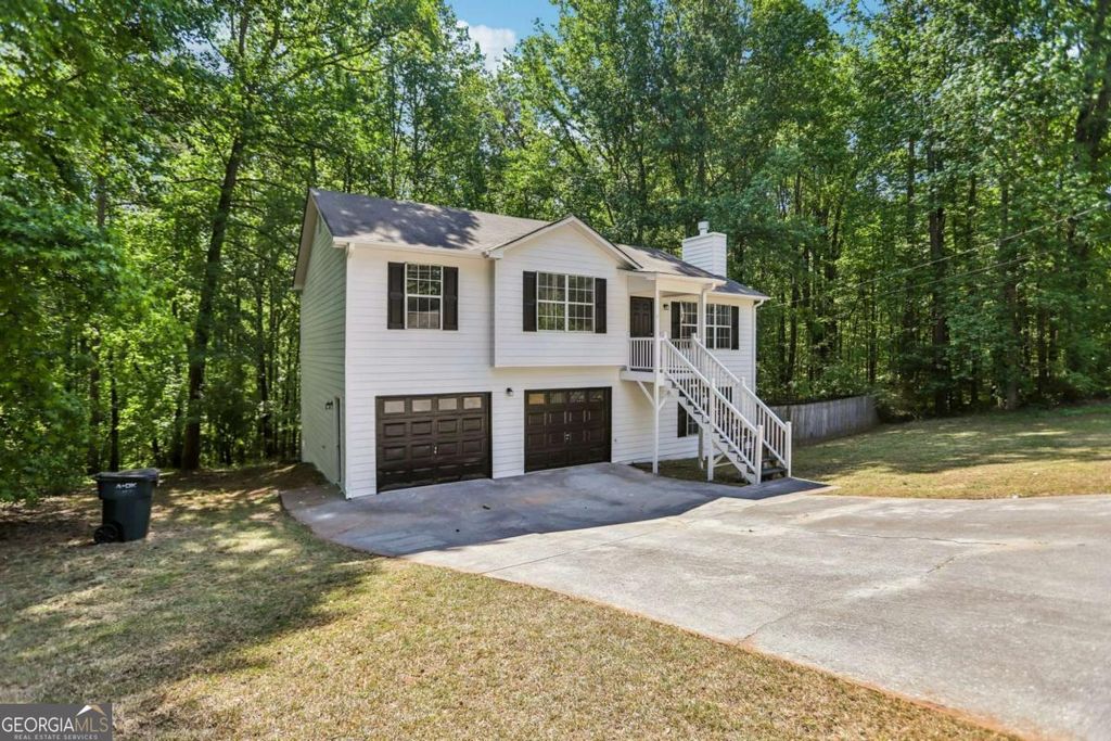 Photo of 43 Gina Court, Hiram, GA 30141 (MLS # 10740920)