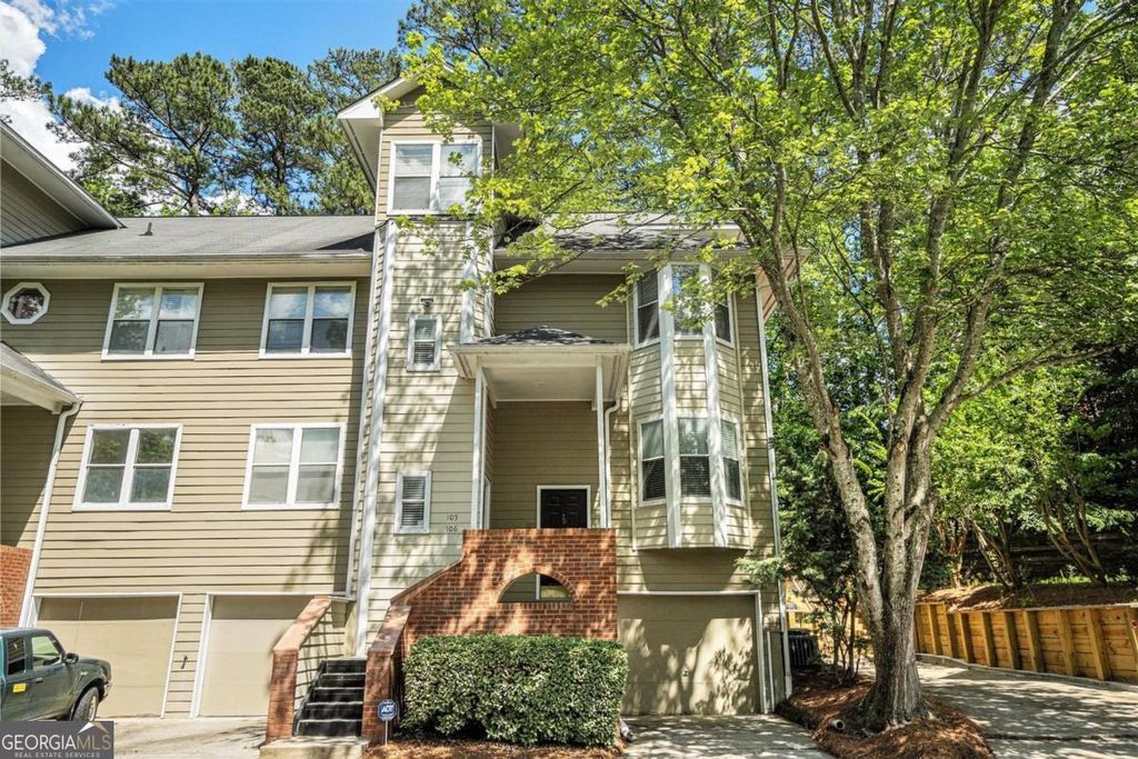 Photo of 106 Ivy Green Court SE, Marietta, GA 30067 (MLS # 10656211)