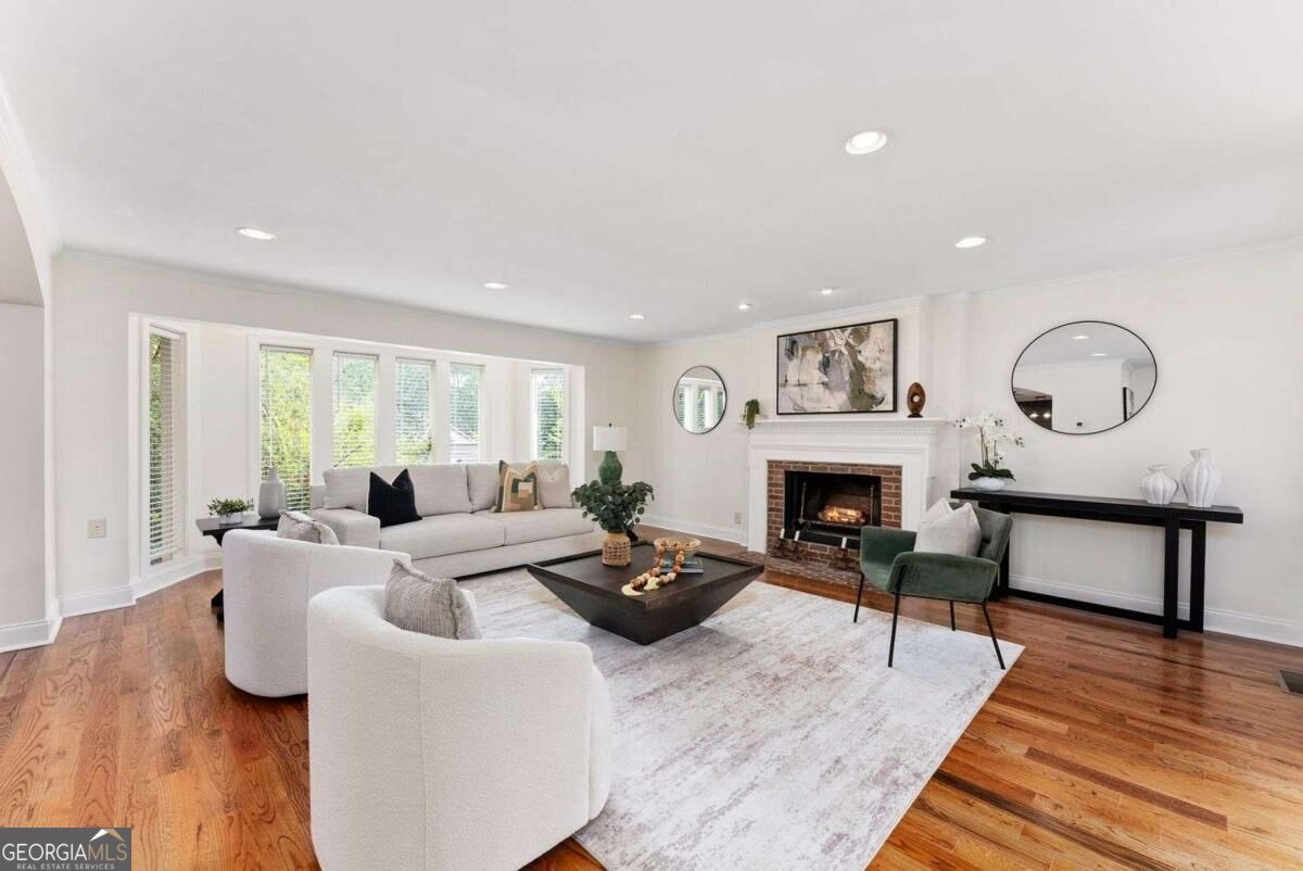 18 Basswood CIR