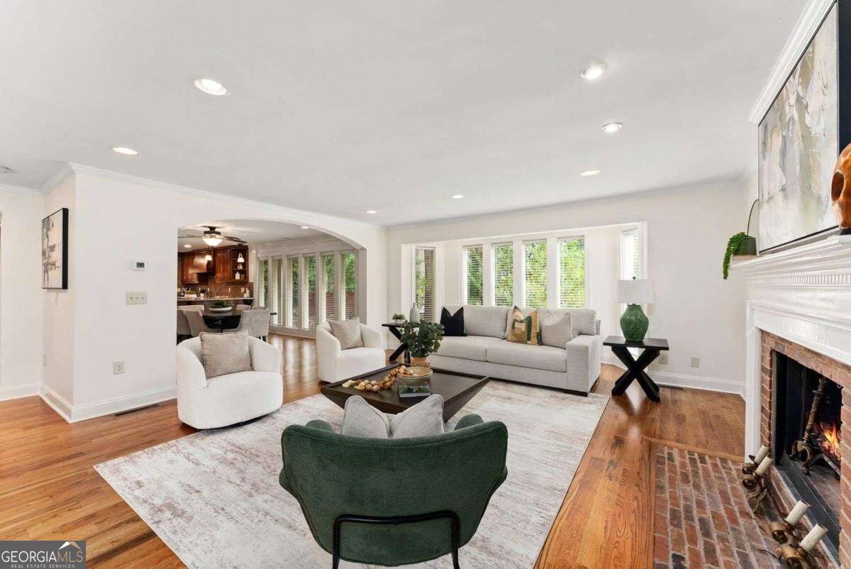 18 Basswood CIR