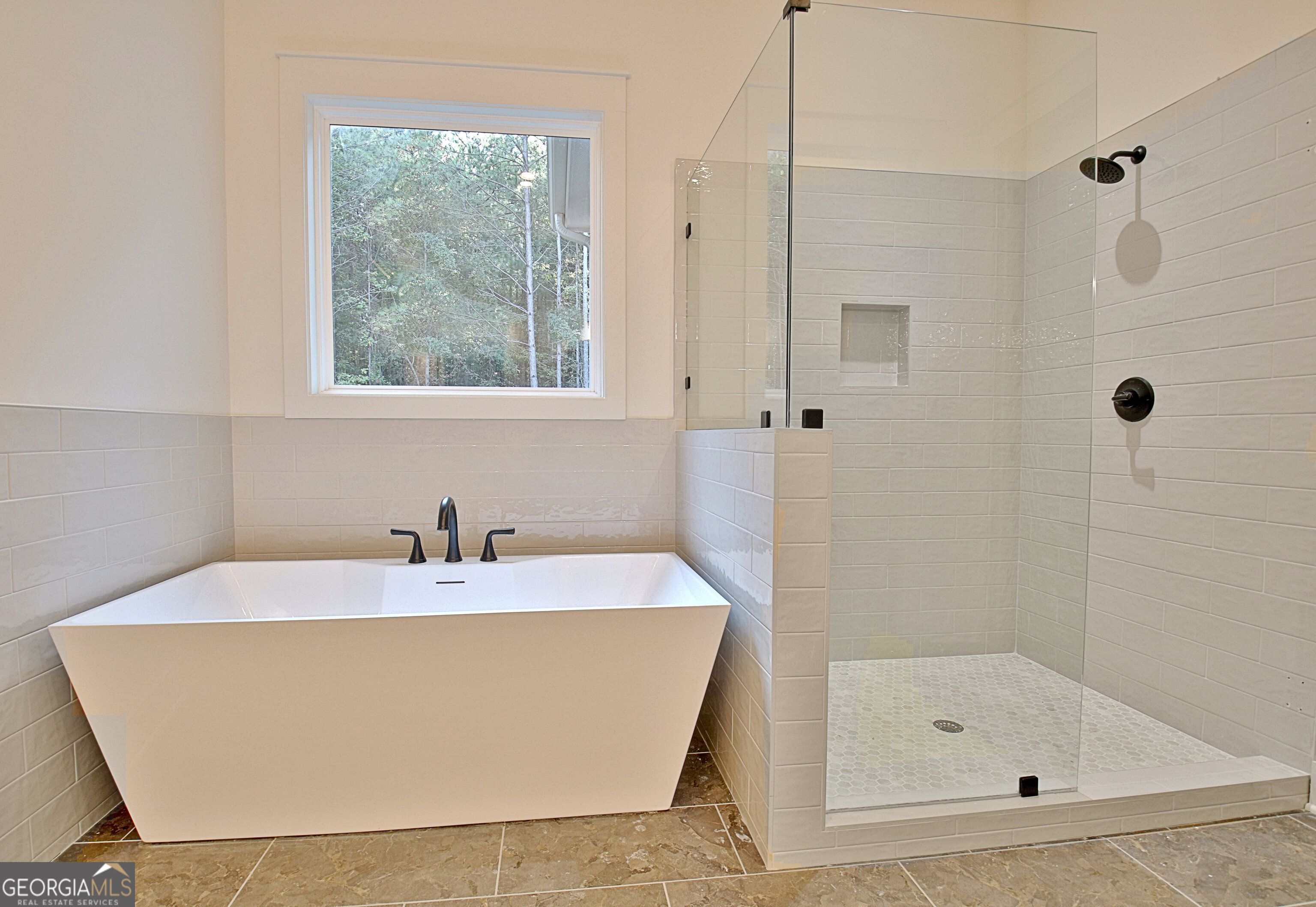 Sharpsburg, Georgia 30277, United States, 5 Bedrooms Bedrooms, ,5 BathroomsBathrooms,Residential,Active,110650