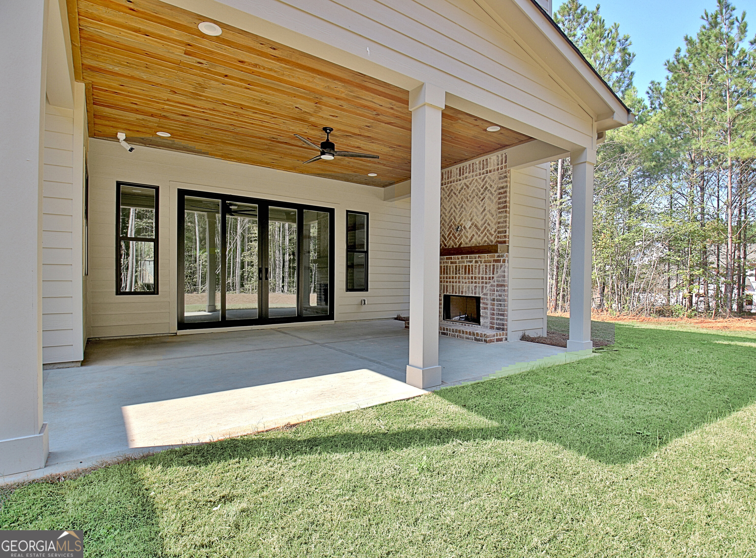 Sharpsburg, Georgia 30277, United States, 5 Bedrooms Bedrooms, ,5 BathroomsBathrooms,Residential,Active,110650