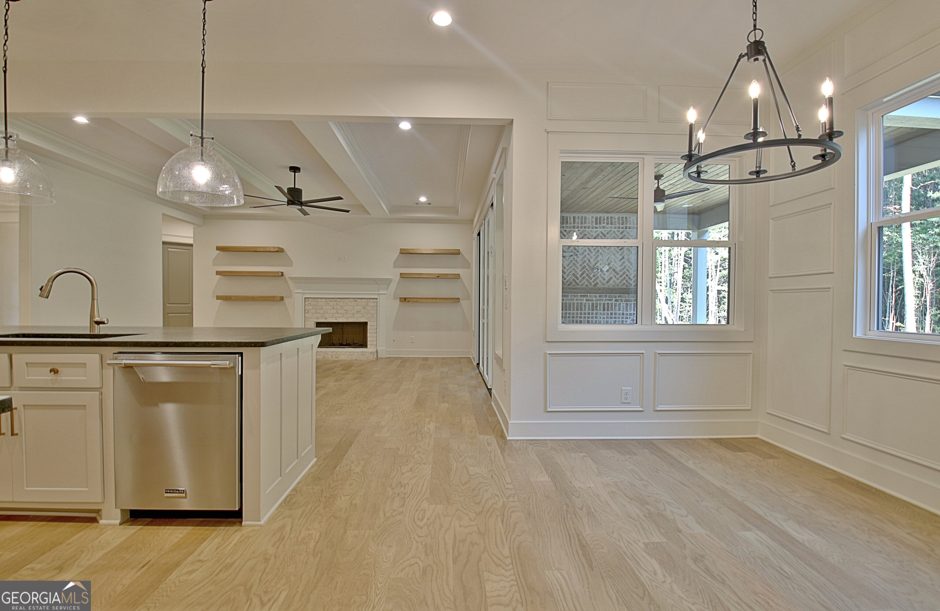 Sharpsburg, Georgia 30277, United States, 5 Bedrooms Bedrooms, ,5 BathroomsBathrooms,Residential,Active,110650