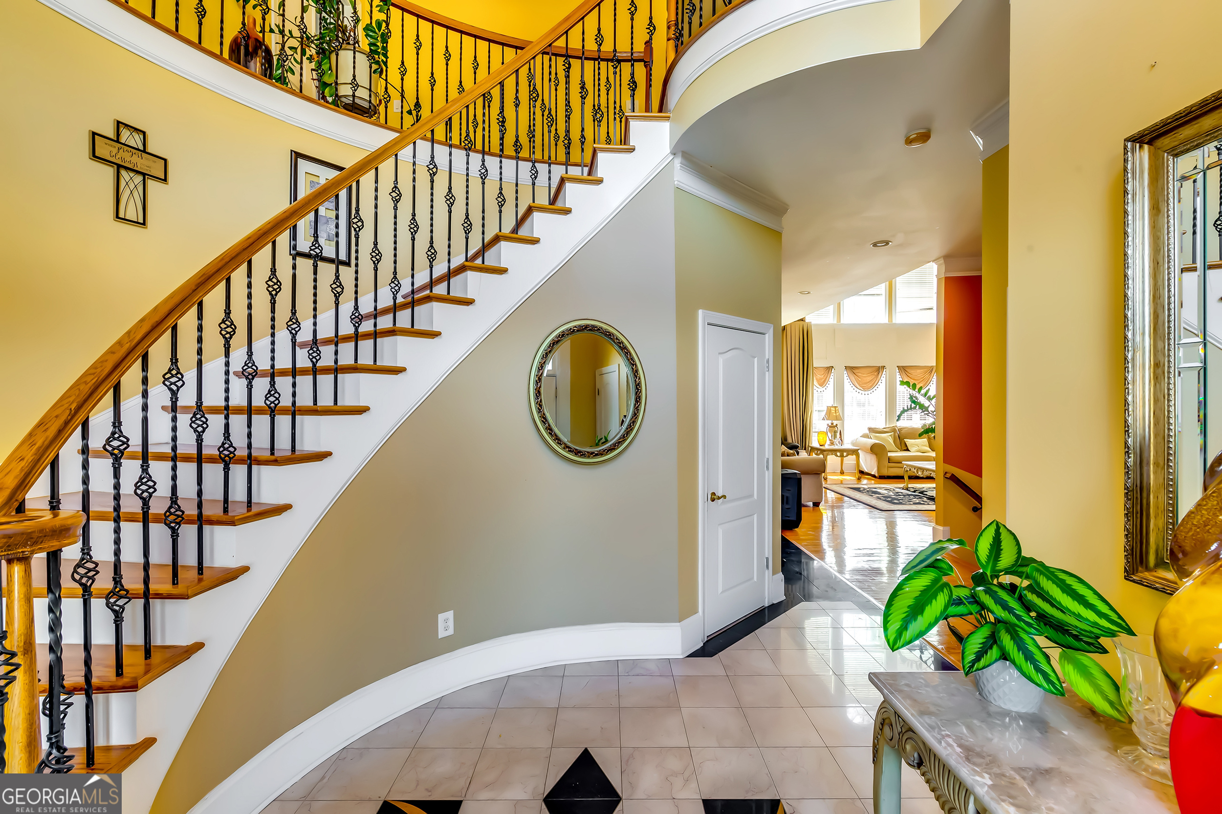 1214 Greenridge LN