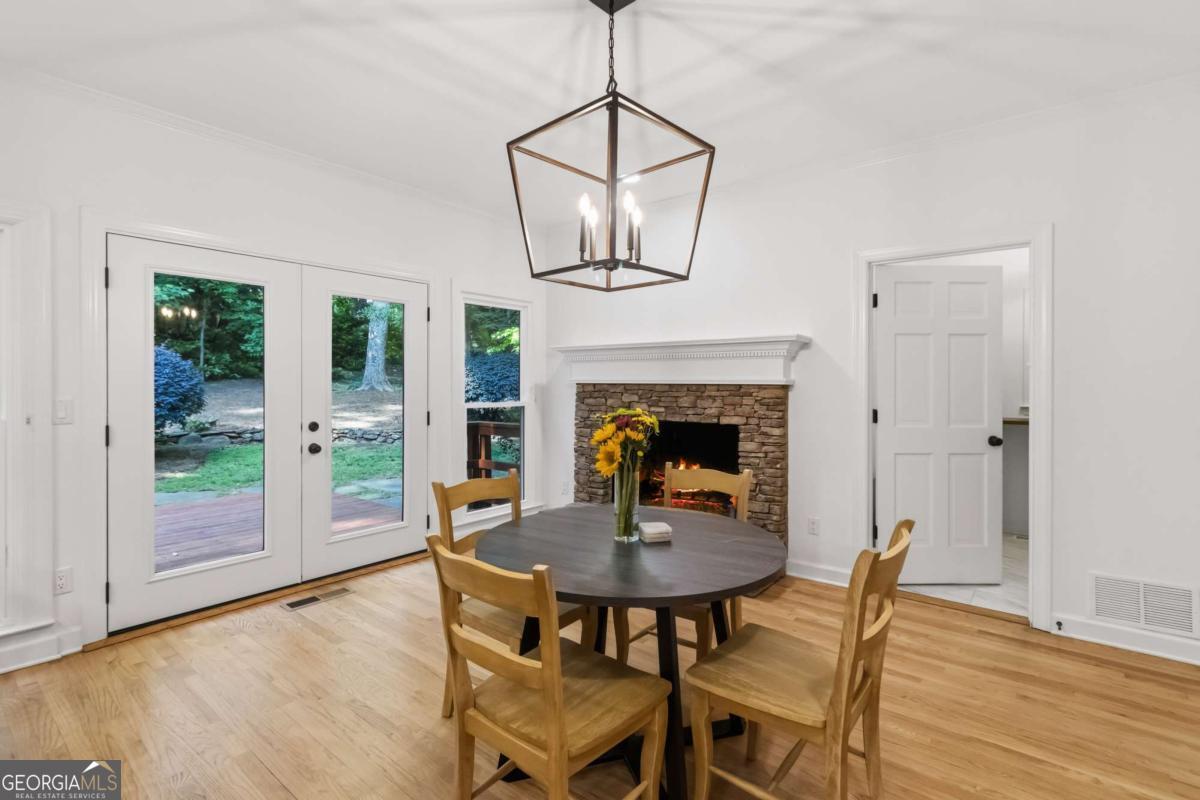 1655 Valor Ridge DR NW