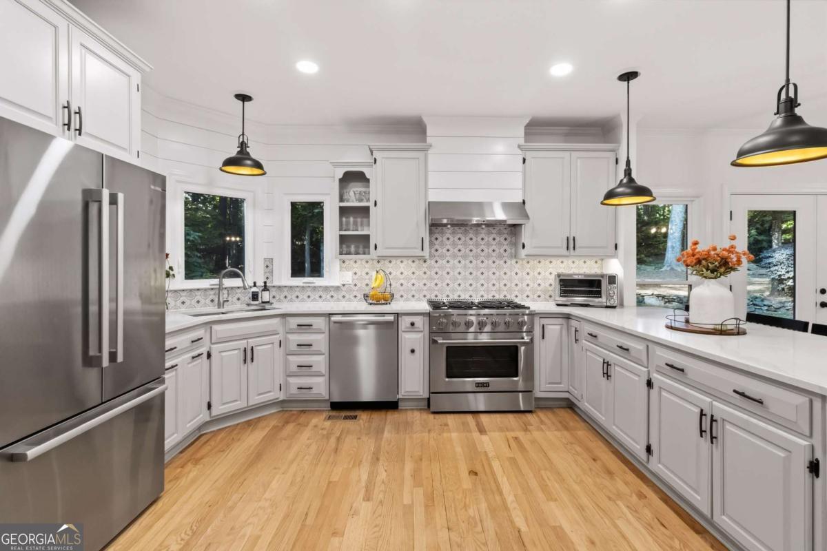 1655 Valor Ridge DR NW