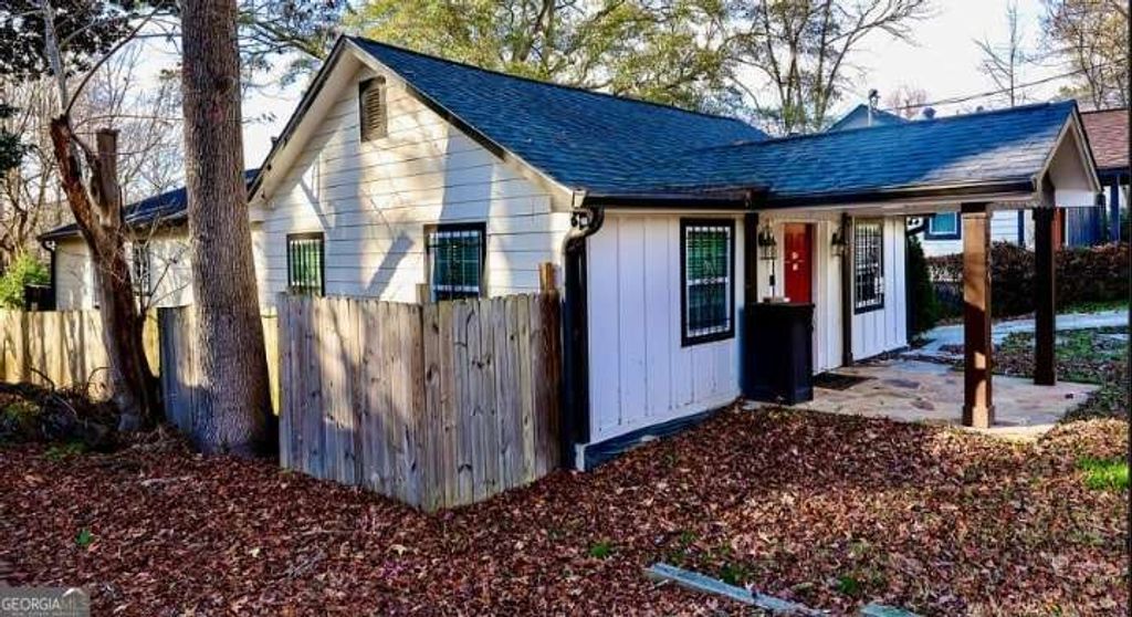 Photo of 360 New Jersey Avenue NW, Atlanta, GA 30314 (MLS # 10655227)