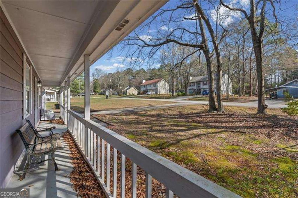 Photo of 120 Woodcrest Drive, Covington, GA 30016 (MLS # 10757852)