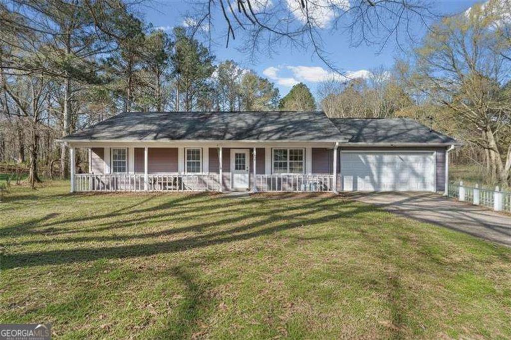Photo of 120 Woodcrest Drive, Covington, GA 30016 (MLS # 10757852)