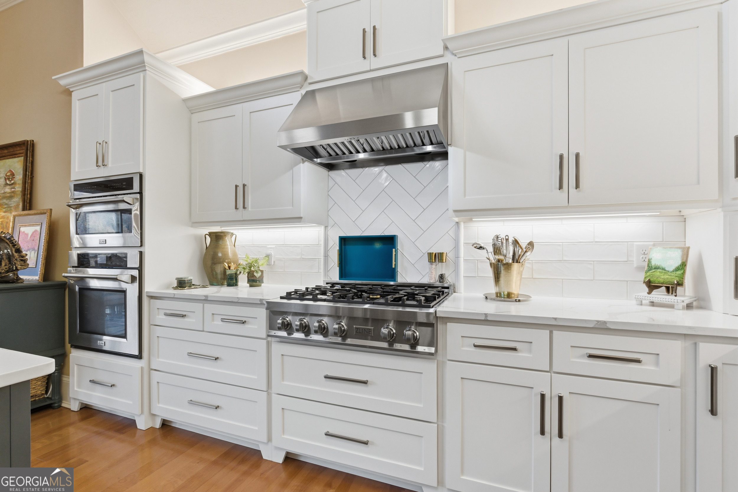 Clarkesville, Georgia 30523, United States, 6 Bedrooms Bedrooms, ,4 BathroomsBathrooms,Residential,Active,241542