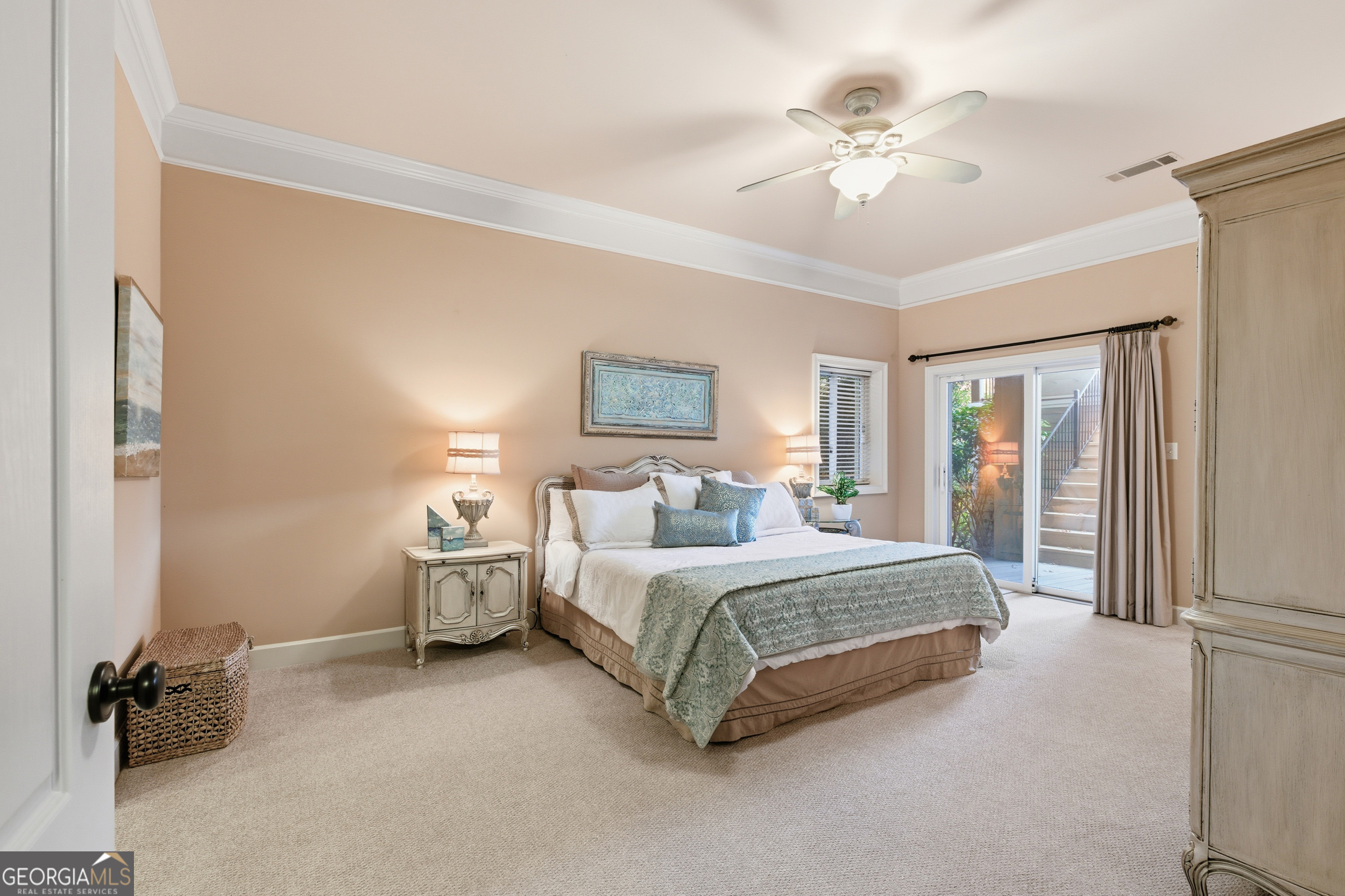 Clarkesville, Georgia 30523, United States, 6 Bedrooms Bedrooms, ,4 BathroomsBathrooms,Residential,Active,241542