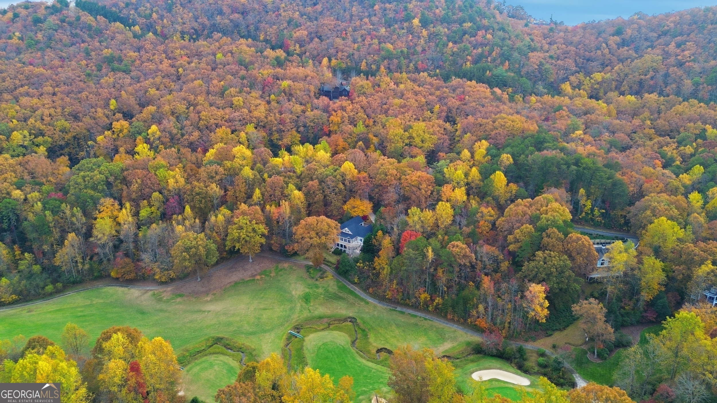 Clarkesville, Georgia 30523, United States, 6 Bedrooms Bedrooms, ,4 BathroomsBathrooms,Residential,Active,241542