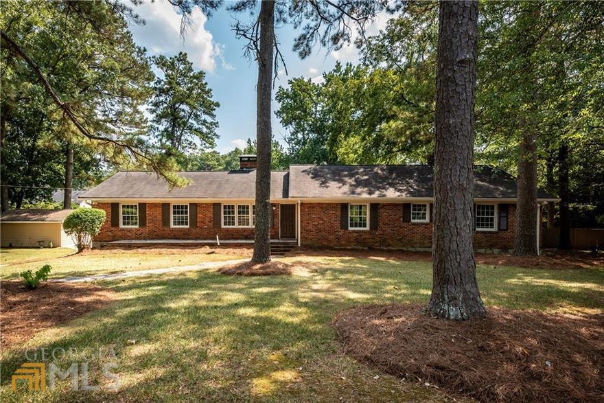 Beautifully renovated Home. This 4 sided brick home has 4 beds 3.5, including pool house with a full bath and living area with deck. Home sits on a huge lot and decks. Huge Fenced in backyard with a a luxurious PEBBLE TECH pool ready for all your outdoor activities. Home features Hardwoods throughout, Updated kitchen with huge island. Two beautiful fireplaces in den and living room. Large rooms and each room has its own full bath. Master has Huge Closet with one of the largest walk in double showers you will ever see. Home has been recently painted inside and has new A/C, sump pump and pool house ejector pump for the bathroom. Convenient Location. Partial Earthen basement you can use for storage. Flat private backyard with no traffic end of the cul-de-sac