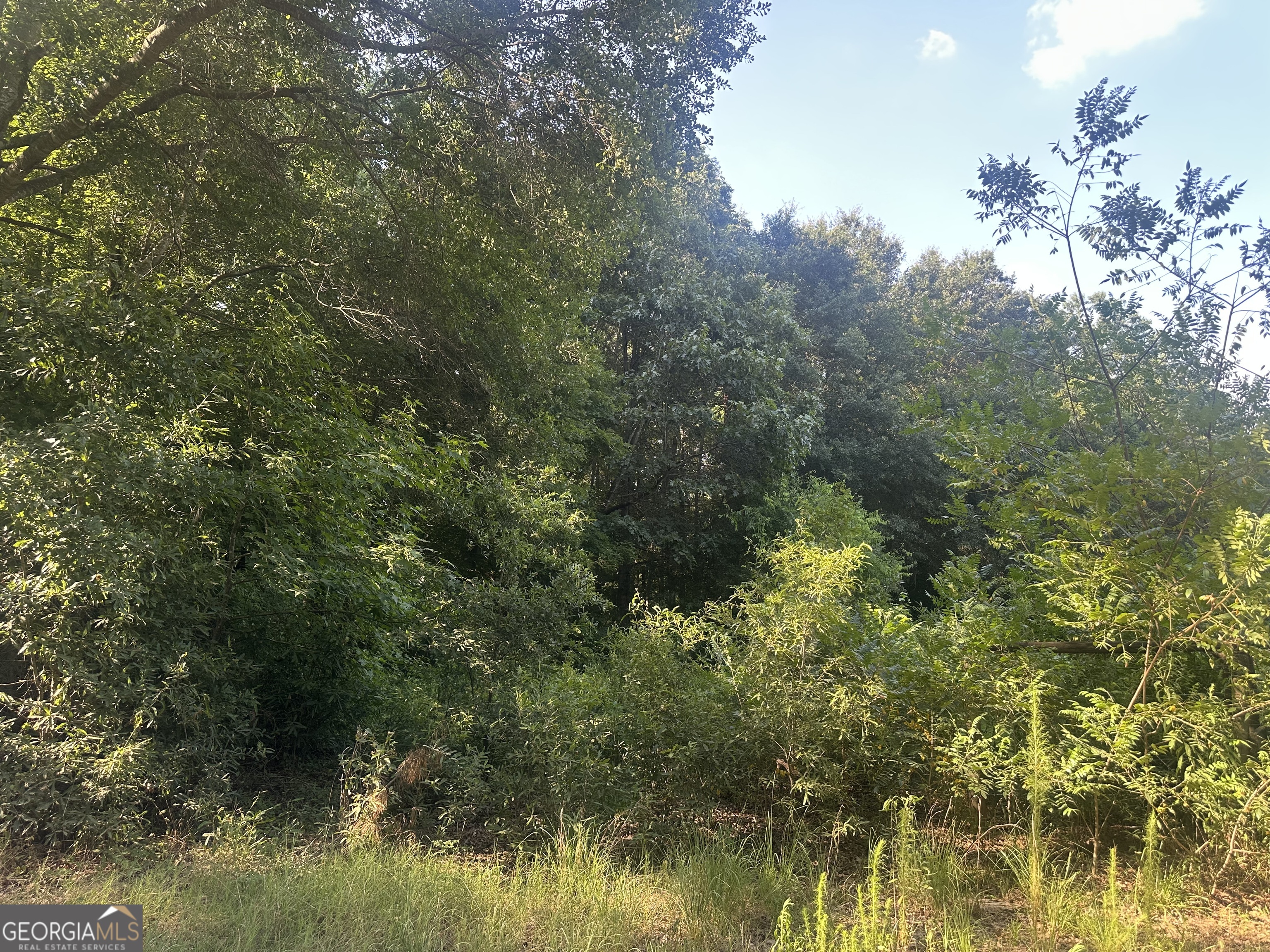 775 RIVERBEND