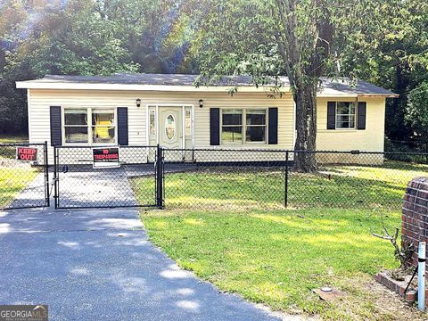 Single Family Residence in Columbus GA 865 Southern Pines Drive.jpg