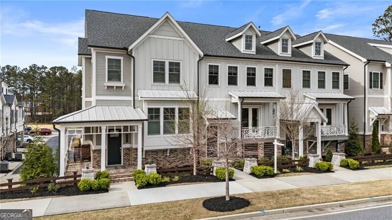 884 Mayfield RD