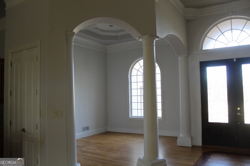 433 Abbey Springs WAY