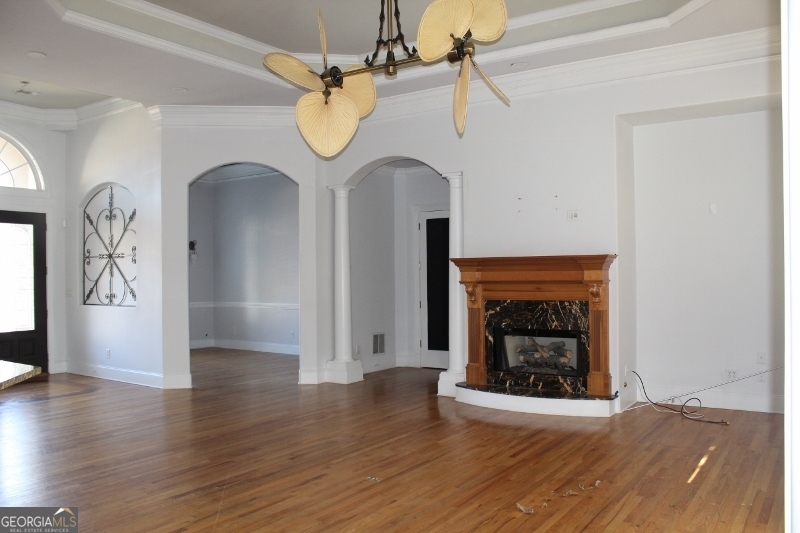 433 Abbey Springs WAY