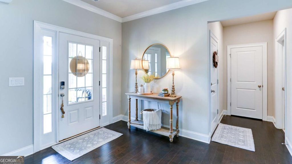 Photo of 8325 Post Oak Lane, Gainesville, GA 30506 (MLS # 10679862)