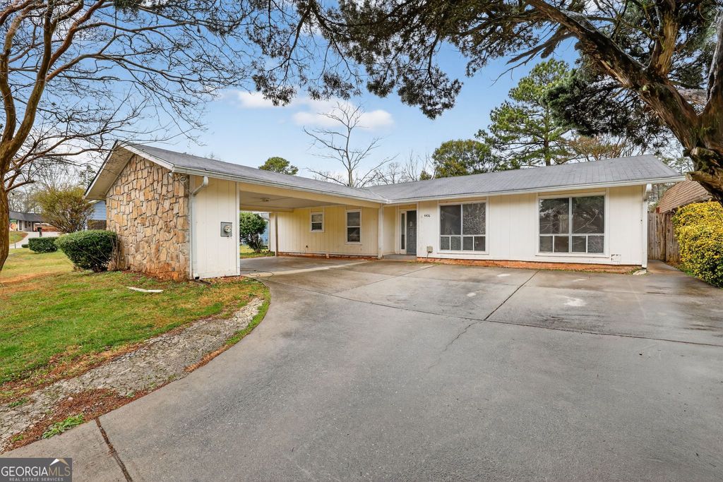 Photo of 4406 Carriage Trail, Stone Mountain, GA 30083 (MLS # 10702593)