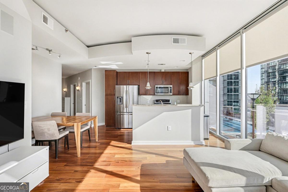 855 Peachtree ST NE 1203