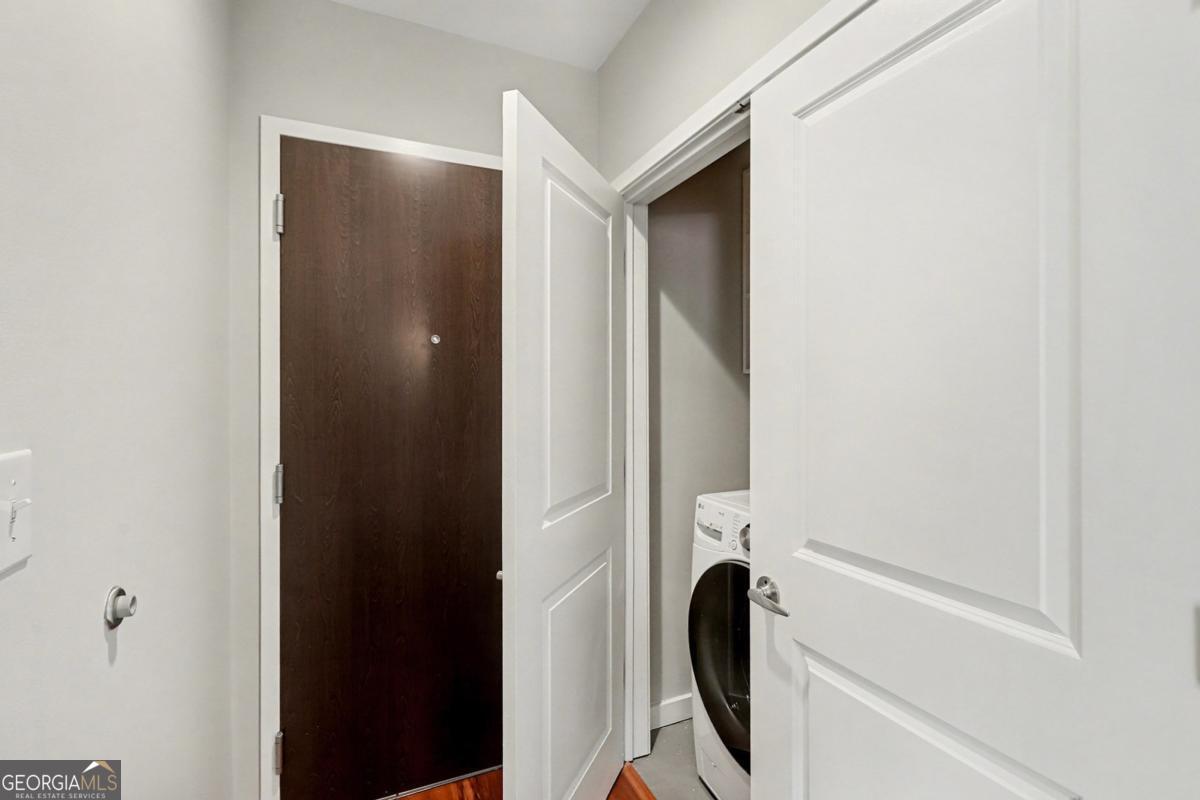 855 Peachtree ST NE 1203