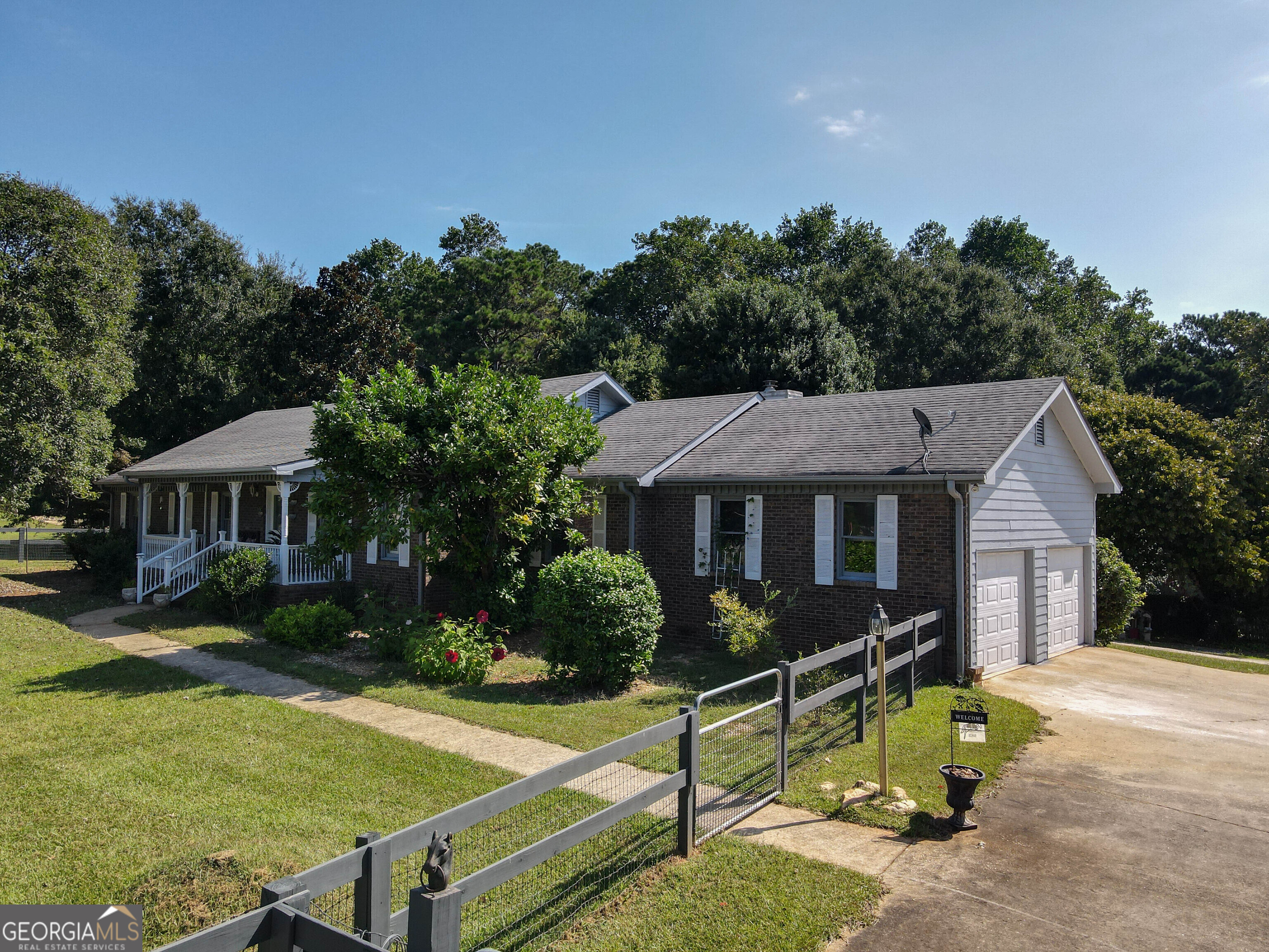 4100 Kings HWY