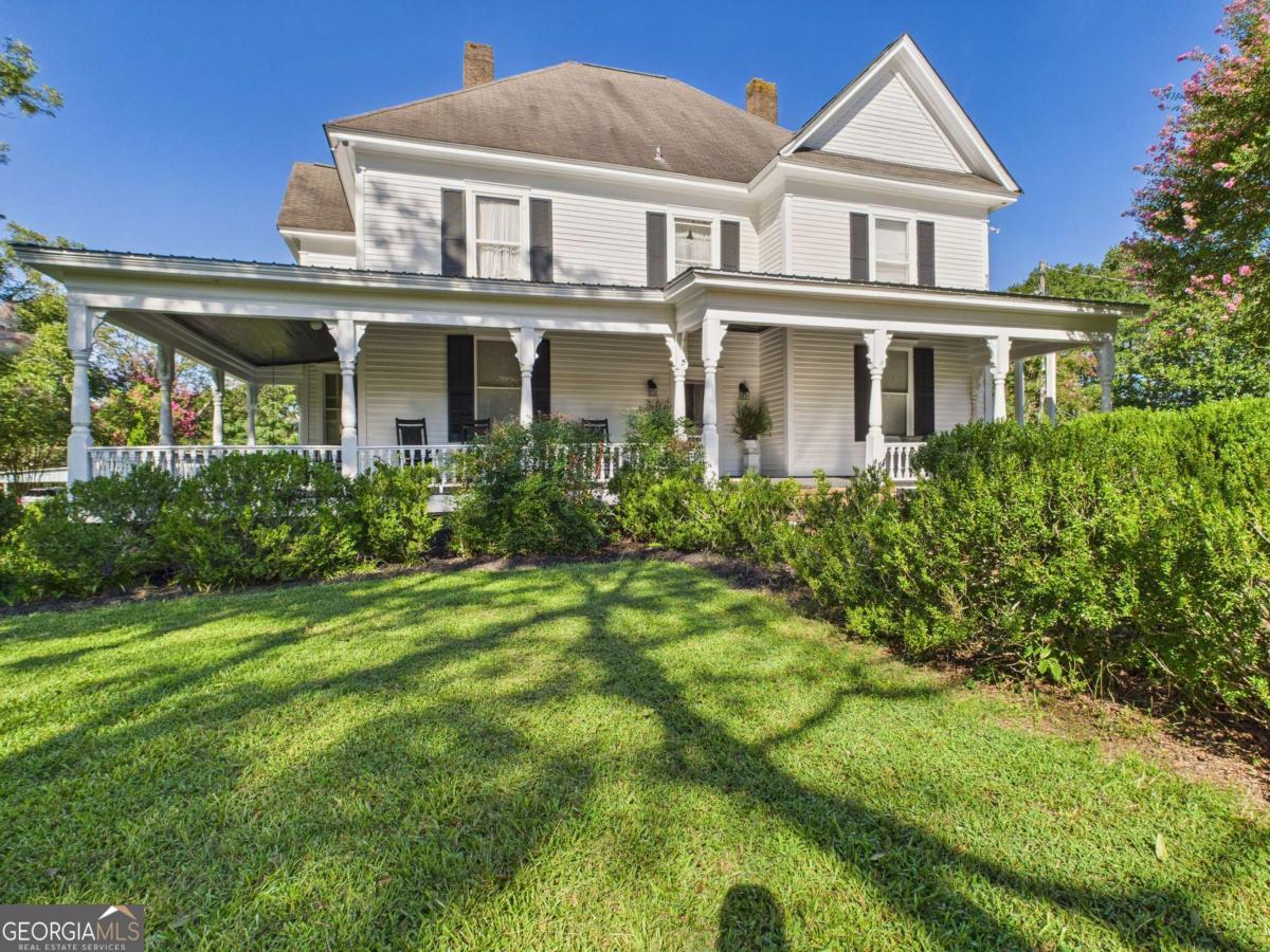 1170 Ash RD
