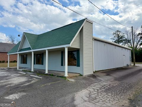 240 Heard ST Elberton GA 30635