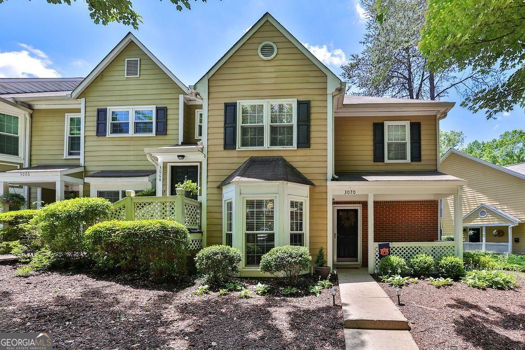 Photo of 3070 Camden Way, Alpharetta, GA 30005 (MLS # 10719867)