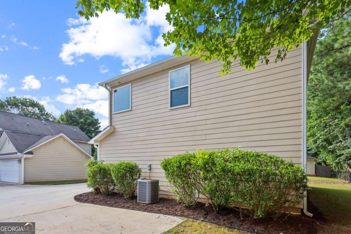 7567 Waverly LOOP