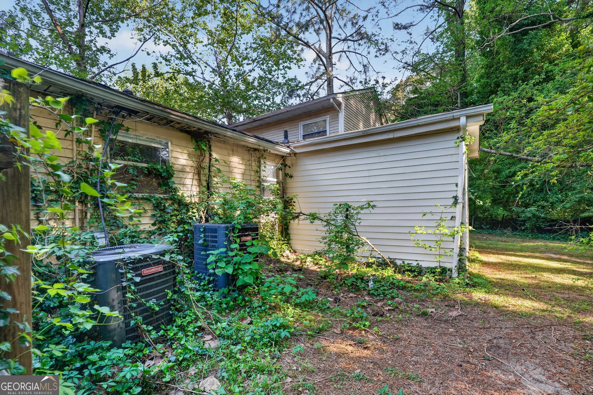 4748 Edwina LN SW